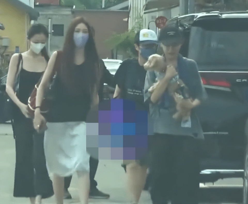 窦靖童与宋妍霏